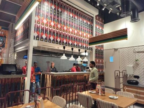 Nandos-Mall-of-India-Noida-8